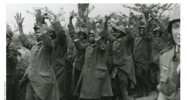 Colloque &quot;D&#039;une guerre à l&#039;autre : les soldats des colonies et la France. 80e anniversaire des massacres de mai-juin 1940&quot;