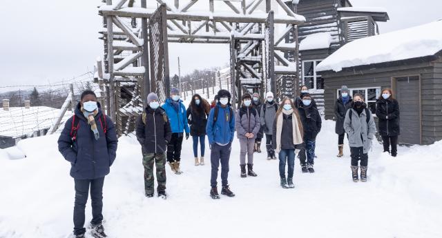 Les ambassadeurs de la mémoire au Struthof pour la Journée de la mémoire de l&#039;Holocauste et de la prévention des crimes contre l&#039;Humanité