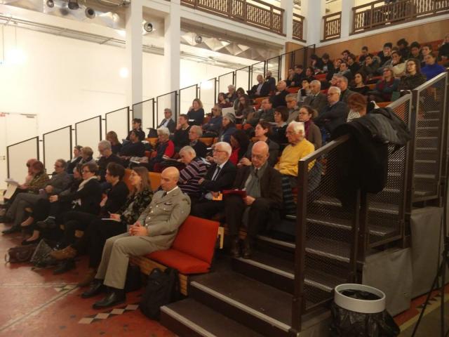 La salle comble de l'auditorium du Palais de la Porte Dorée