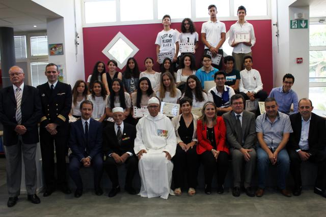 Remise des diplômes aux élèves