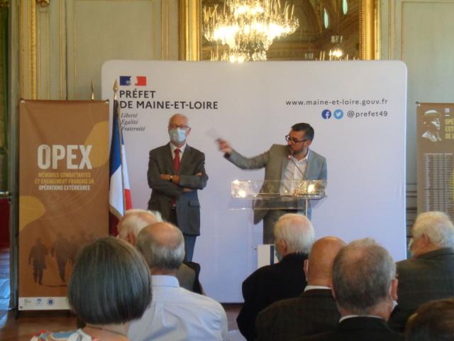 Inauguration de l'exposition sur les OPEX