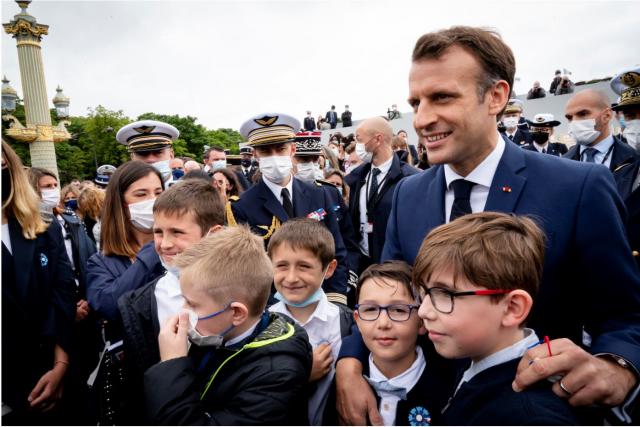 Le Président et les pupilles de la Nation