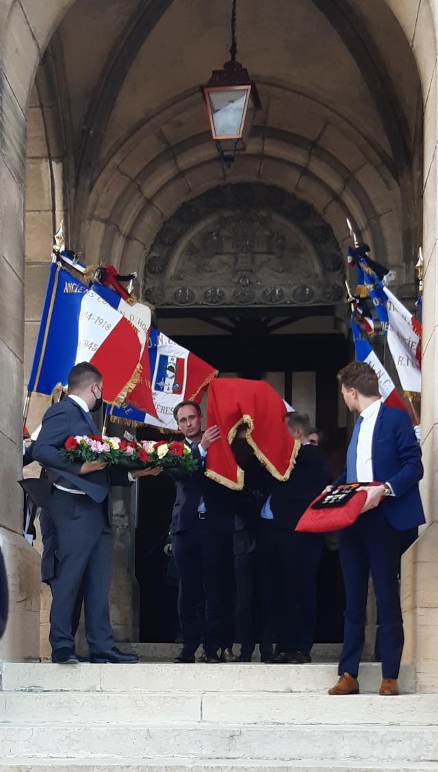 Inhumation du Capitaine Etienne BROCH-D’HOTELANS 