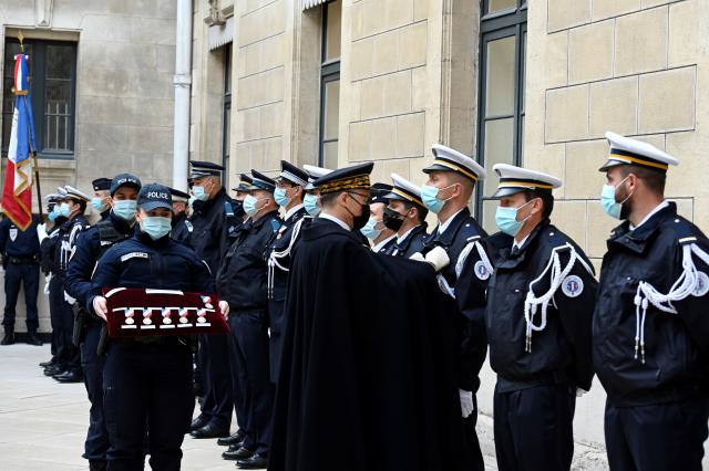 Remise de la médaille de la sécurité intérieure