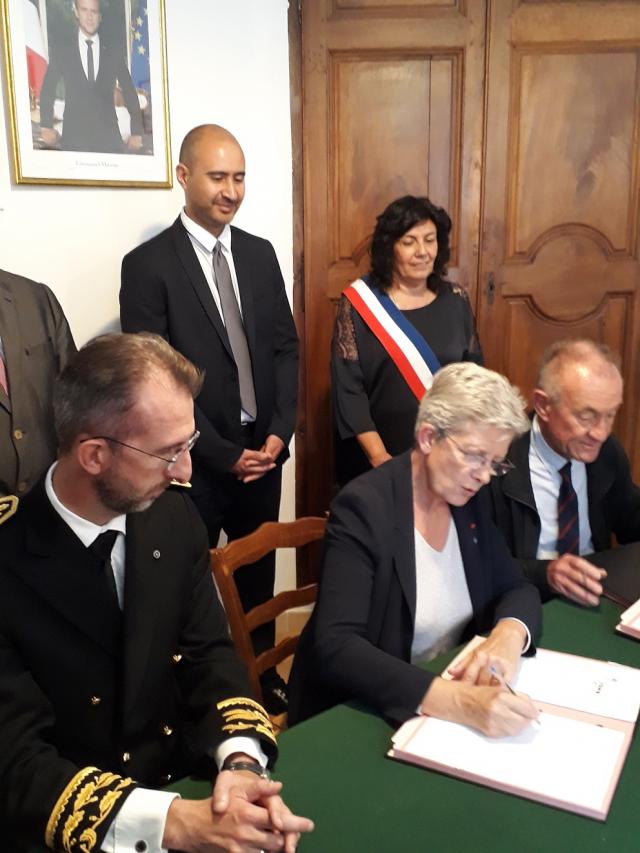 Signature de la convention