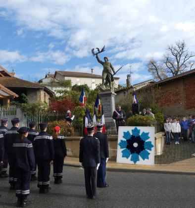 Le Maire présentant ses voeux aux Castelneuvois