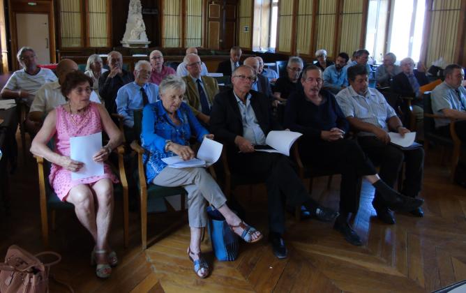 Les membres du Conseil installé