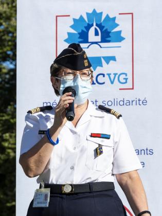 Prise de parole du commissaire en chef de première classe Sylvie Pion, directrice de l’École des commissaires des armées