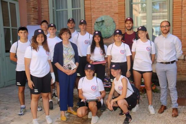 Photo de groupe en présence de madame Chantal Mauchet, préfète de Tarn-et-Garonne