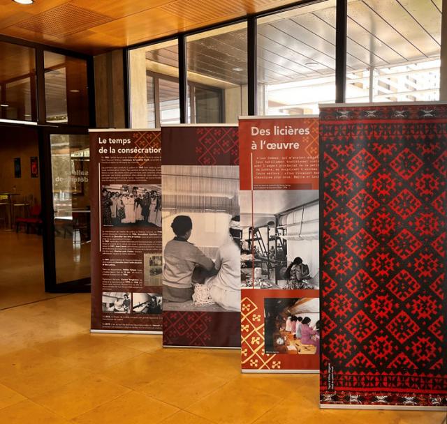 Une partie de l’exposition présente dans le hall des Archives départementales.