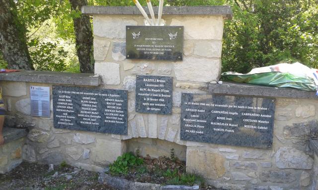 Stèle de la ferme Monteau