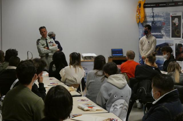 Accueil du Général Darricau Gouverneur Militaire de Lyon