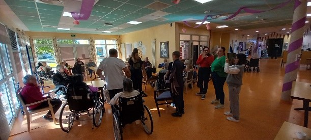                                                 Temps d&rsquo;&eacute;change entre les r&eacute;sidents et les enfants 