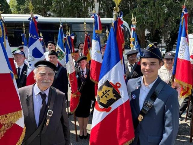 porte-drapeaux