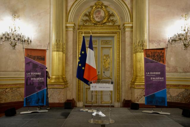 Intervention sur l'exposition "La guerre d'Algérie. Histoire commune, mémoires partagées?" à l'Assemblée nationale