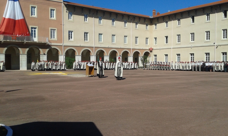 Le 1er régiment de Saphis réuni autour de son chef de corps